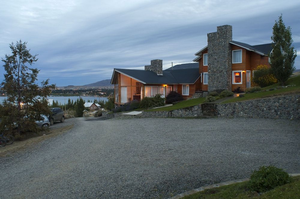 Blanca Patagonia Boutique Inn and Cabins 1