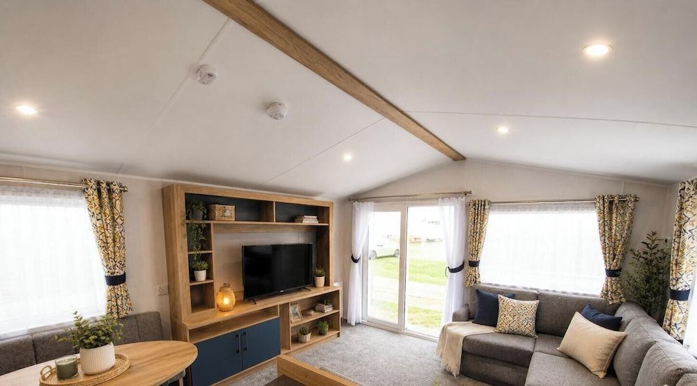 Mkrj Premium - Parkdean Camber Sands - 1