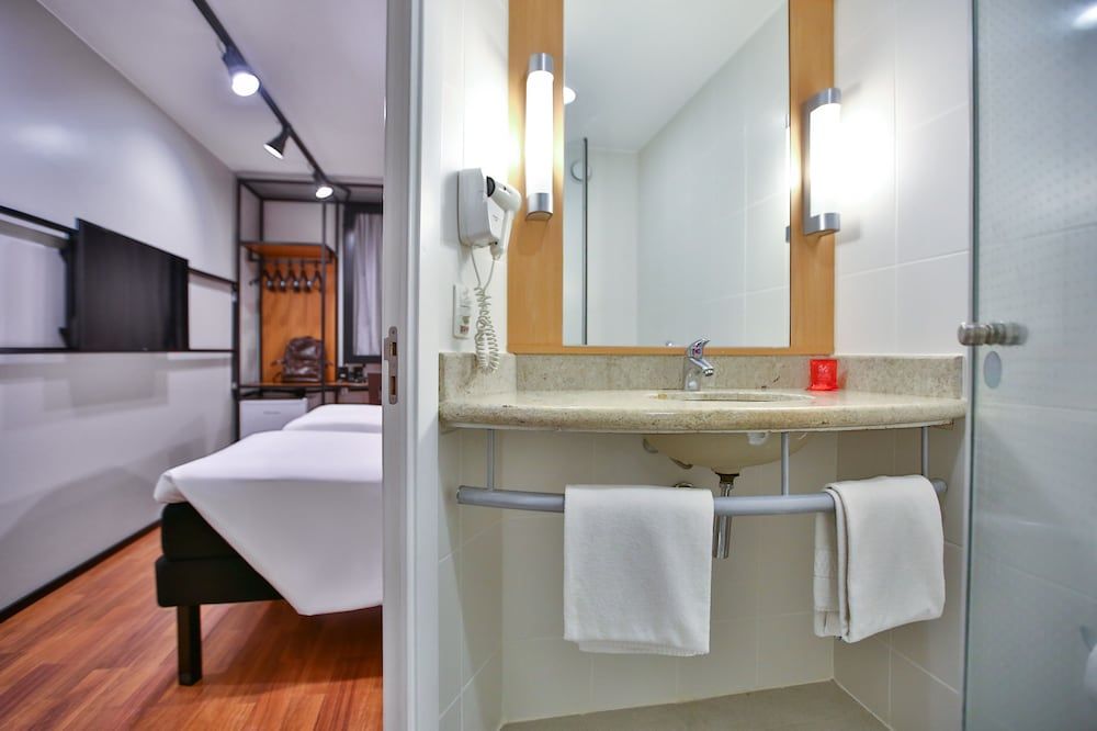 ibis Copacabana Posto 2 2