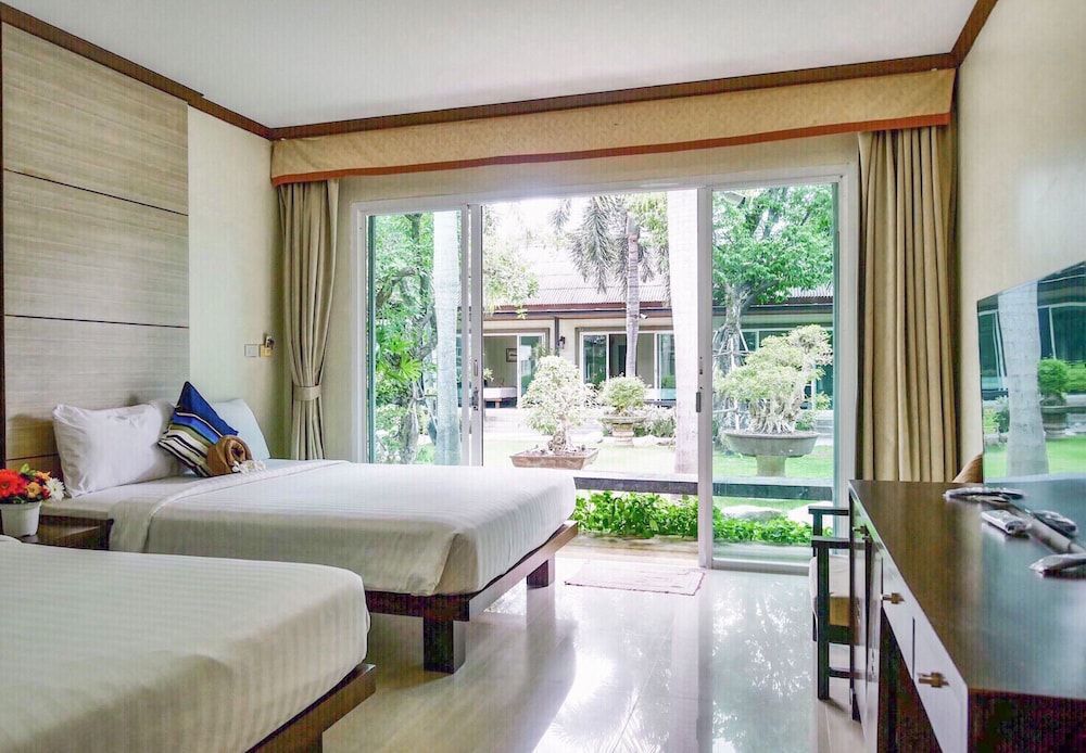 Nirundorn Resort Chaam 2