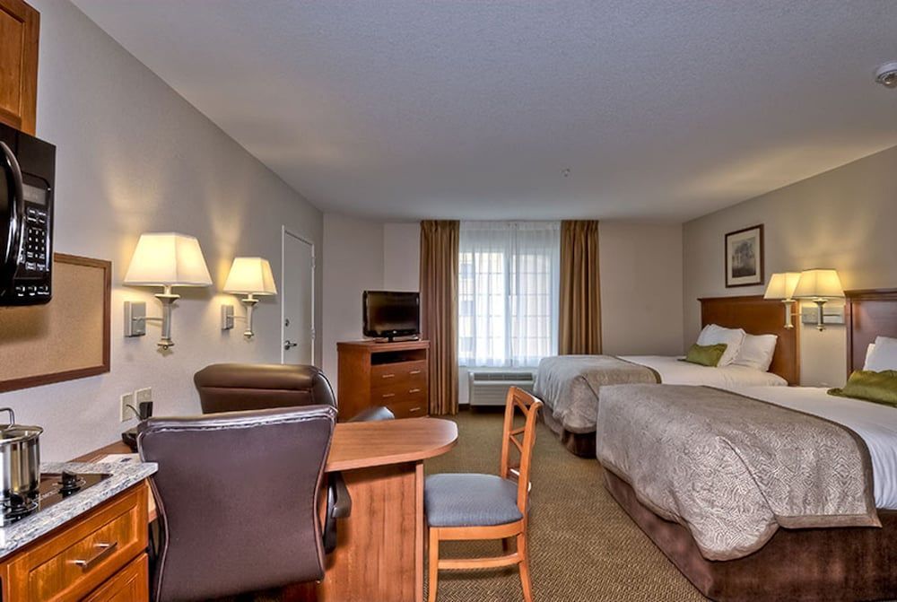 Candlewood Suites BURLINGTON by IHG 2