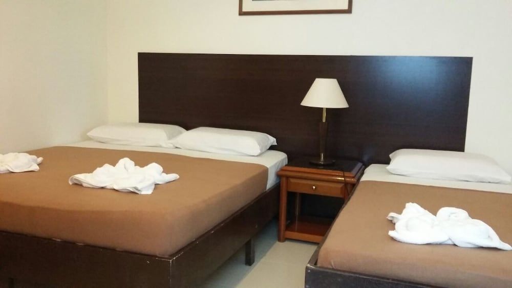 Perhentian Tropicana Inn 1