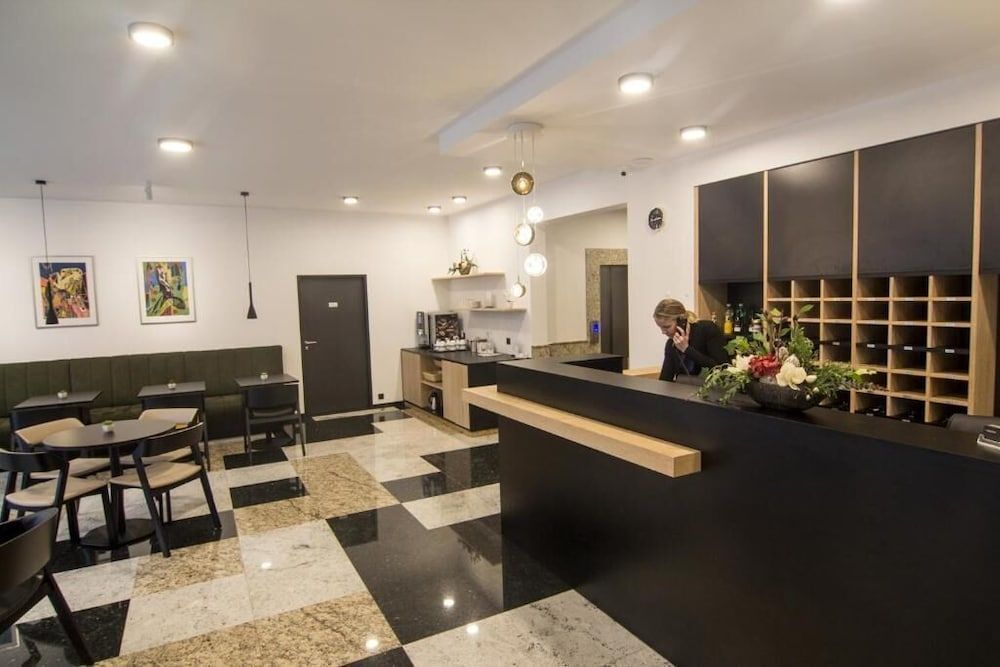 Hotel Valcha 2