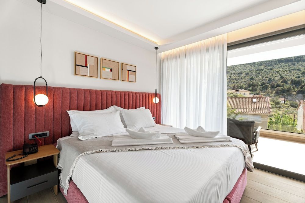 Ennea Muses Rooms and Suites 2