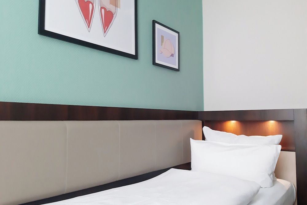 Garner Hotel Hamburg - Graf Moltke by IHG 2