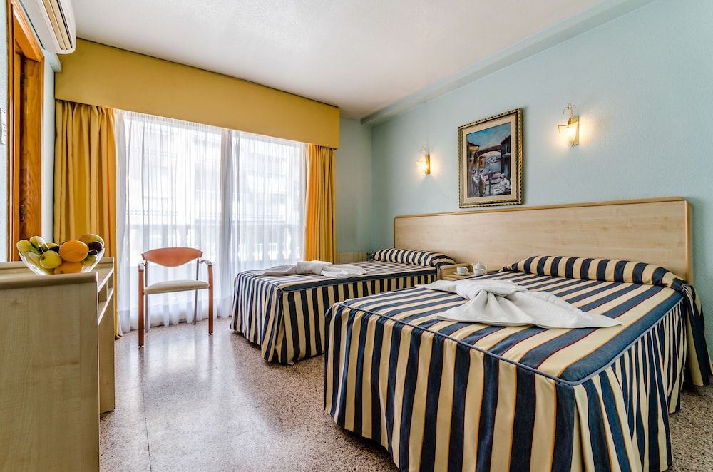 Hotel Mediterráneo 1