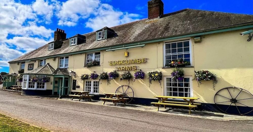 The Edgcumbe Arms 1