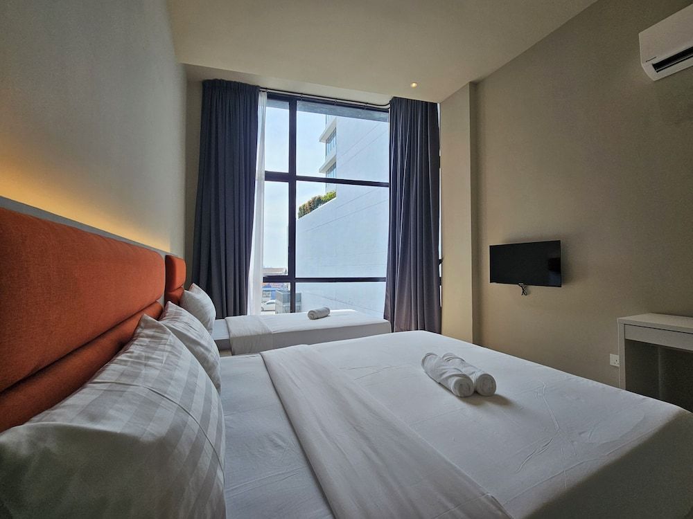Swettenham Room at Weld Quay Georgetown 2