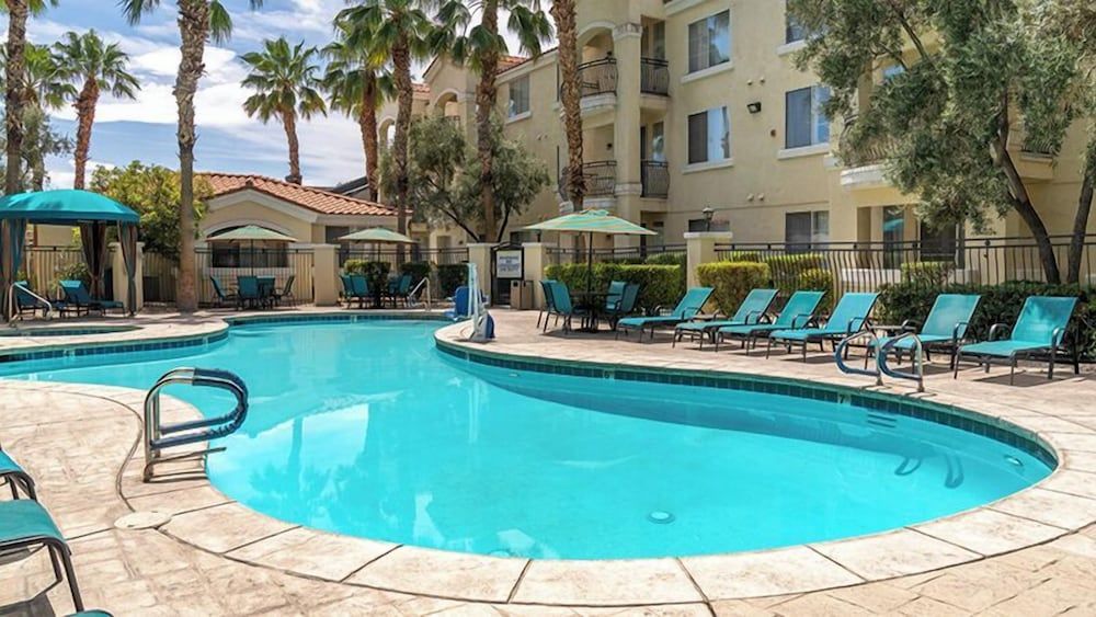Club de Soleil All-Suite Resort 1