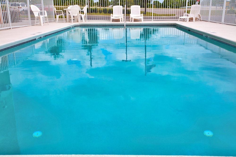 Holiday Inn Express & Suites BROOKSVILLE WEST by IHG 1