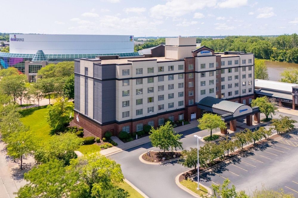 Wyndham Moline on John Deere Commons 1