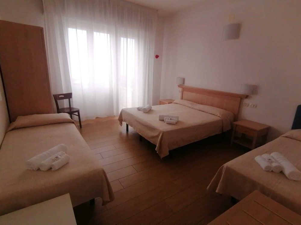 HOTEL SANTANNA 2