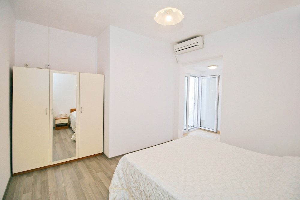 Apartments Ane 2