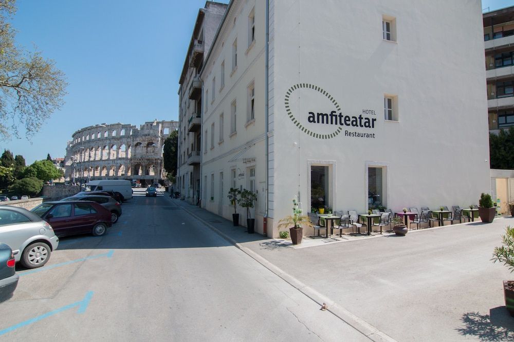 Hotel Amfiteatar 1