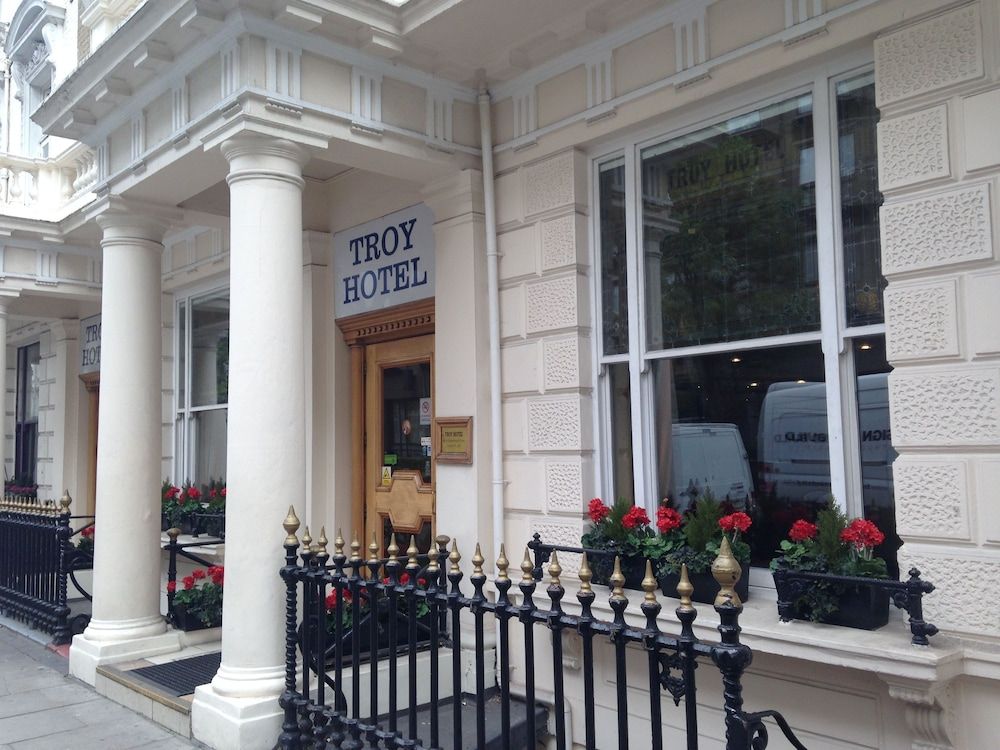 Troy Hotel 1