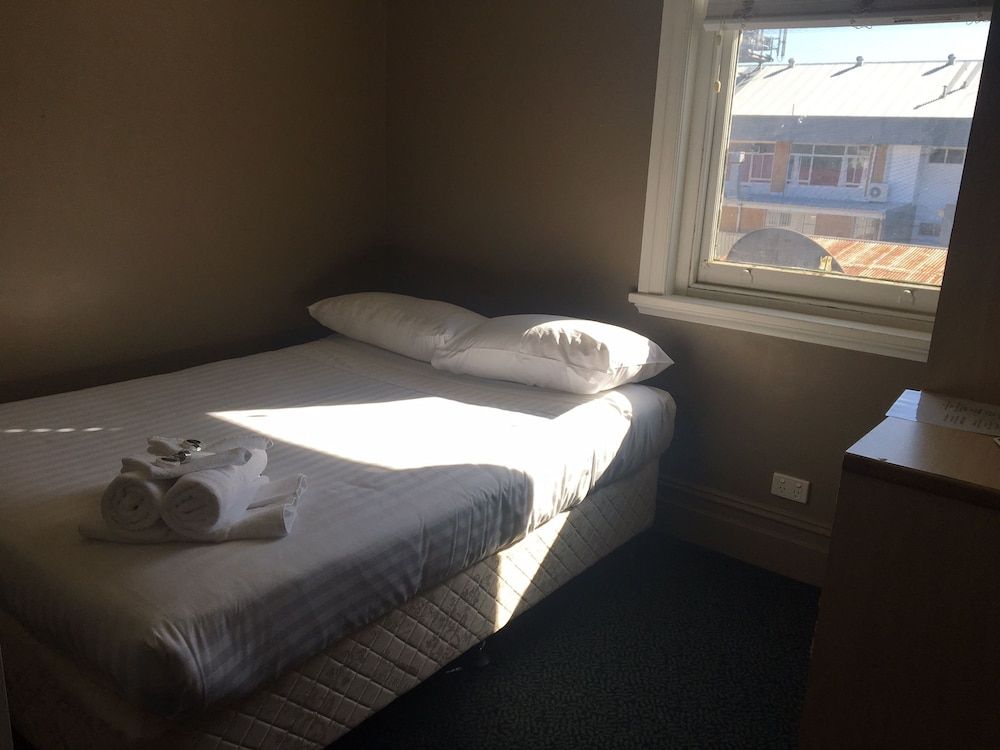 Swansea Hotel 2