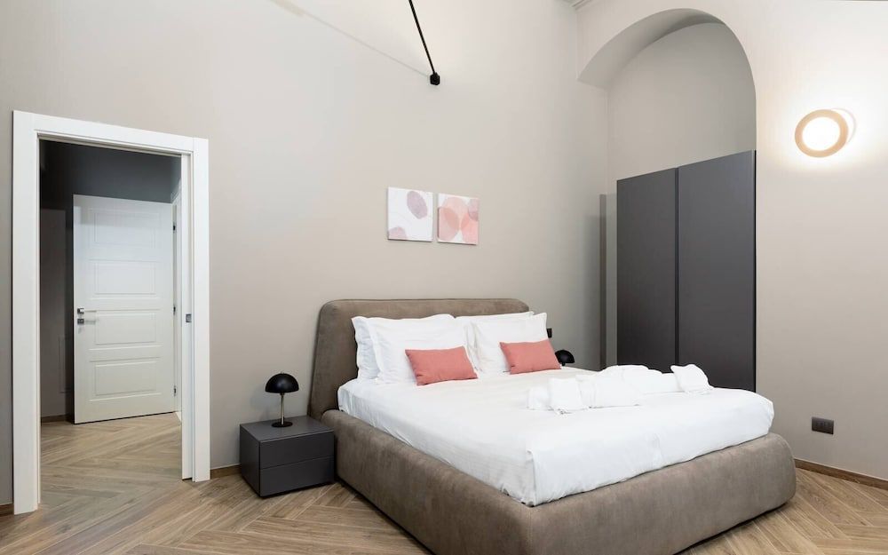 Q71 TIMELESS SUITES 1
