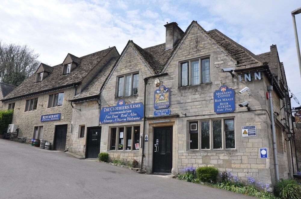 The Clothiers Arms 1