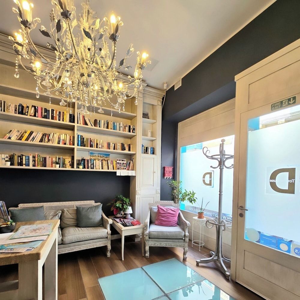 D Townhouse Boutique Suites 2