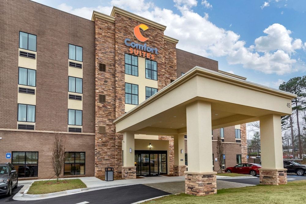 Comfort Suites Newnan 1