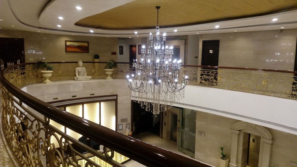 Days Hotel by Wyndham Panipat 2