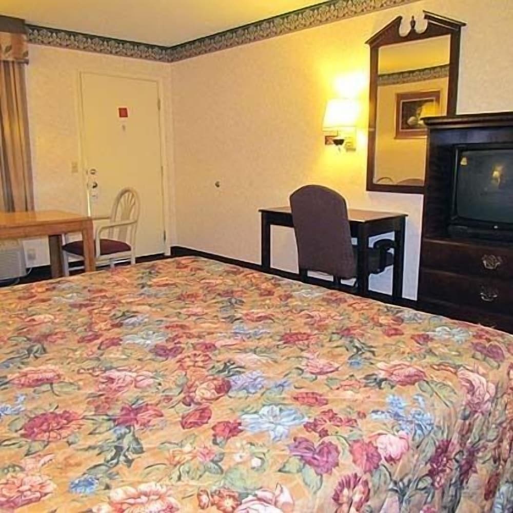 Eagle Inn Sumter 2