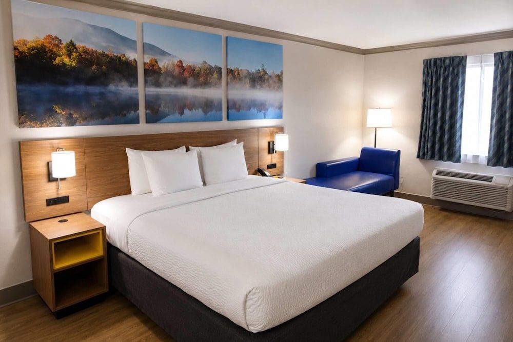 Days Inn by Wyndham Forrest City I 40 1