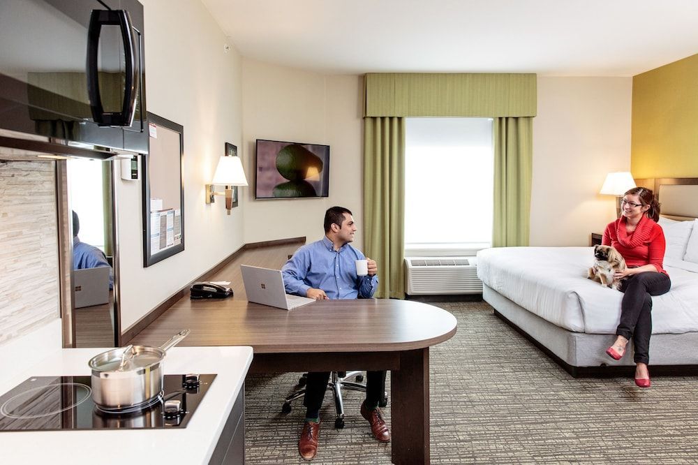 Candlewood Suites WEST EDMONTON - MALL AREA by IHG 2