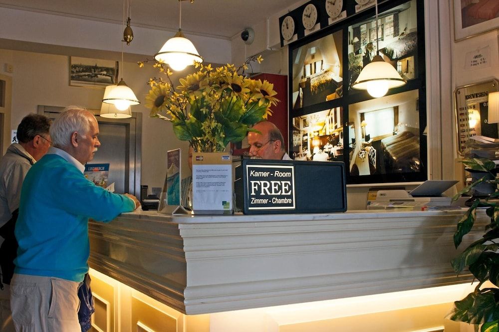 Hotel Prins Hendrik 2