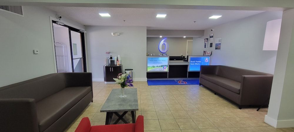 Motel 6 Kewanee, IL 1