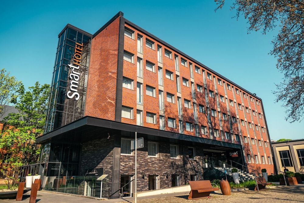 Smart Hotel 1