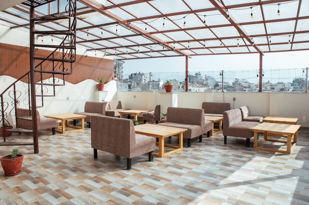 Kusum Airport Hotel 1