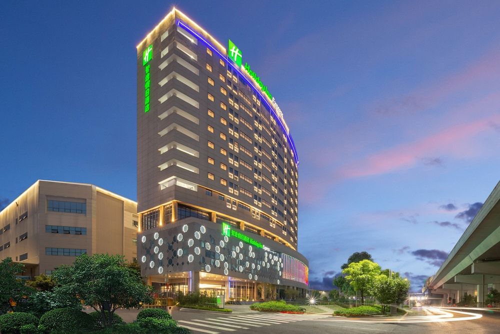 Holiday Inn Express Chongqing Airport Zone by IHG 1