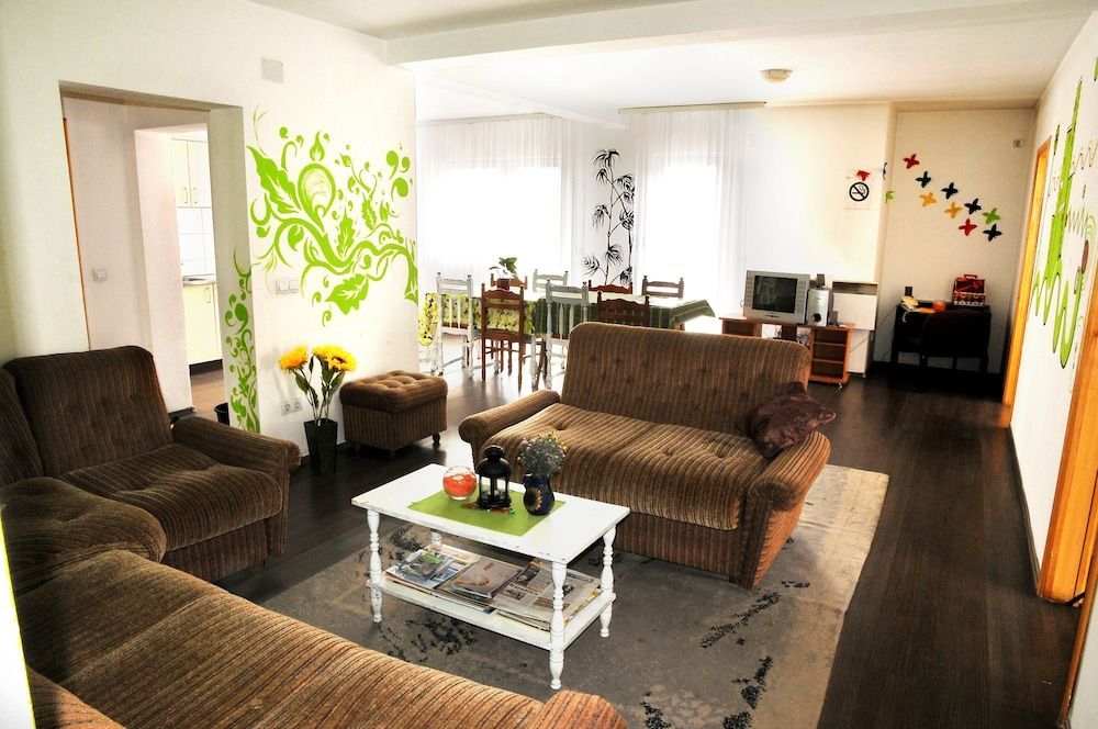 Hostel Room 2