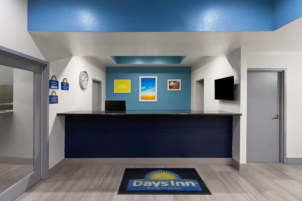 Days Inn by Wyndham El Paso West 2