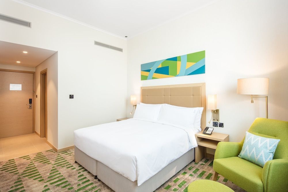 Holiday Inn & Suites DUBAI SCIENCE PARK by IHG 2