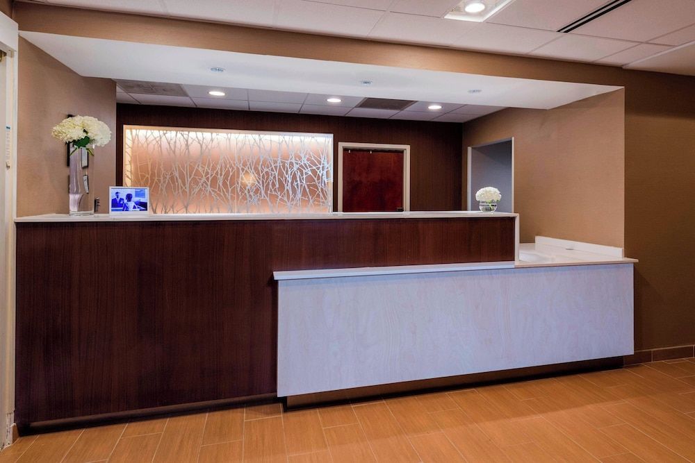 Fairfield Inn & Suites by Marriott Atlanta Buckhead 2