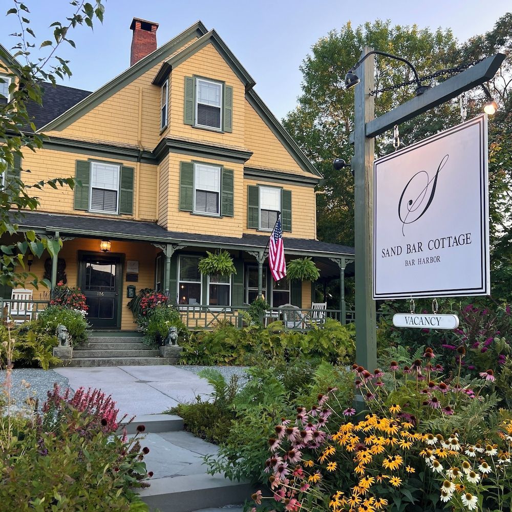 Sand Bar Cottage Inn 1