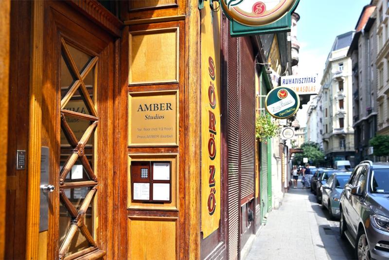 Amber Terrace Studios Downtown 1