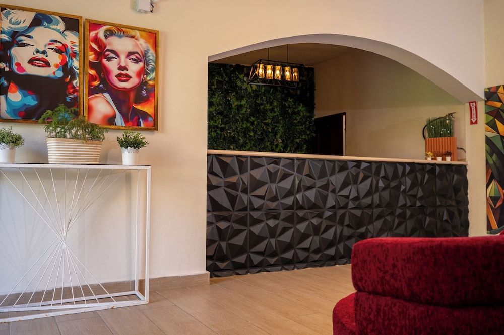 Tribe Boutique Resort by Mega Stays 2