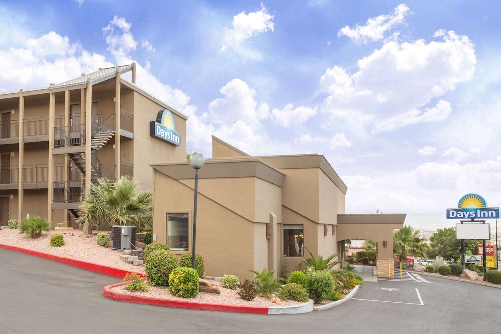 Days Inn by Wyndham St. George 1