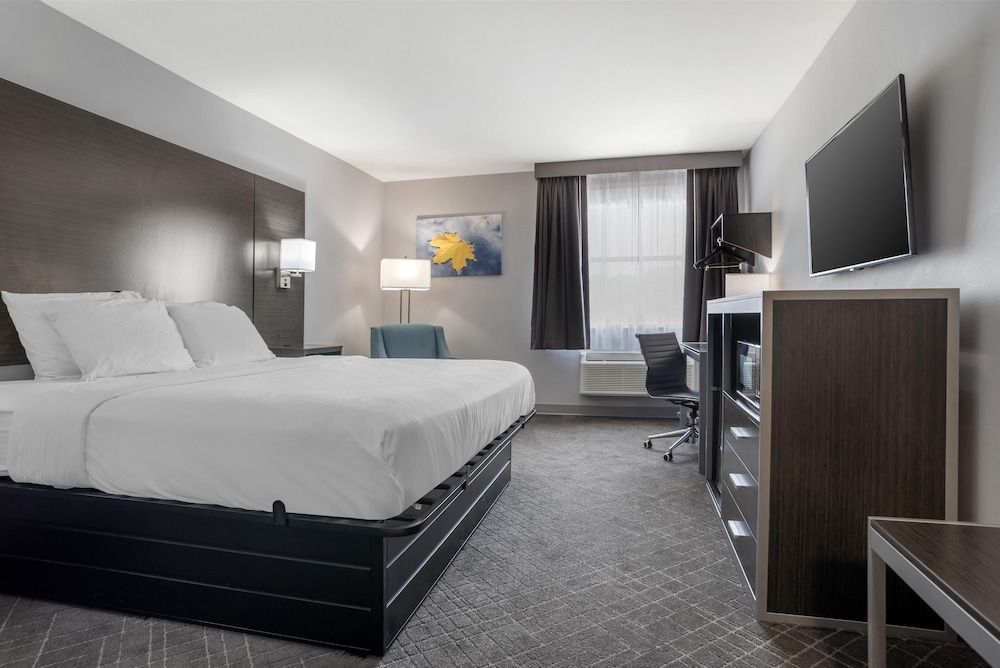 SureStay Plus by Best Western St. James Donaldsonville 1