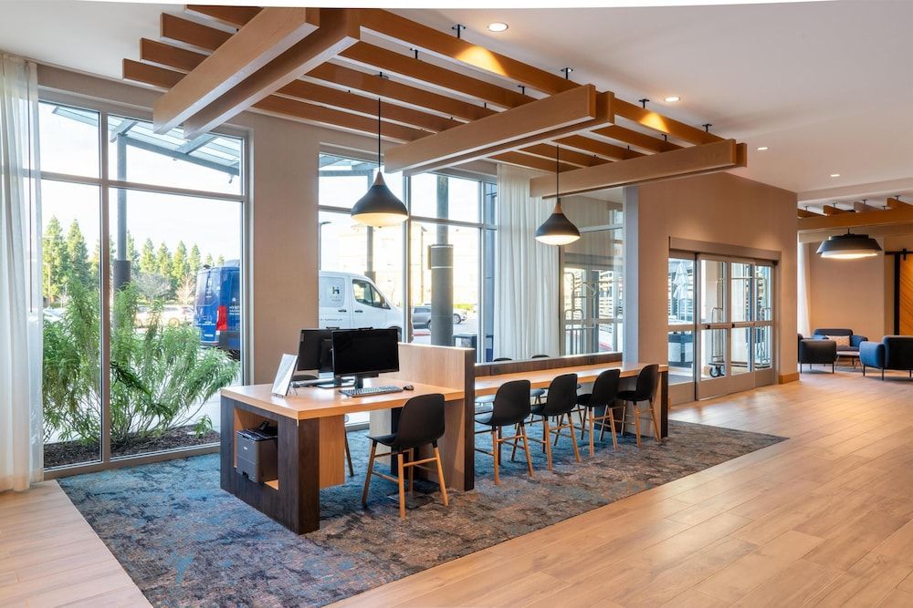 Hyatt Place Sacramento International Airport 2