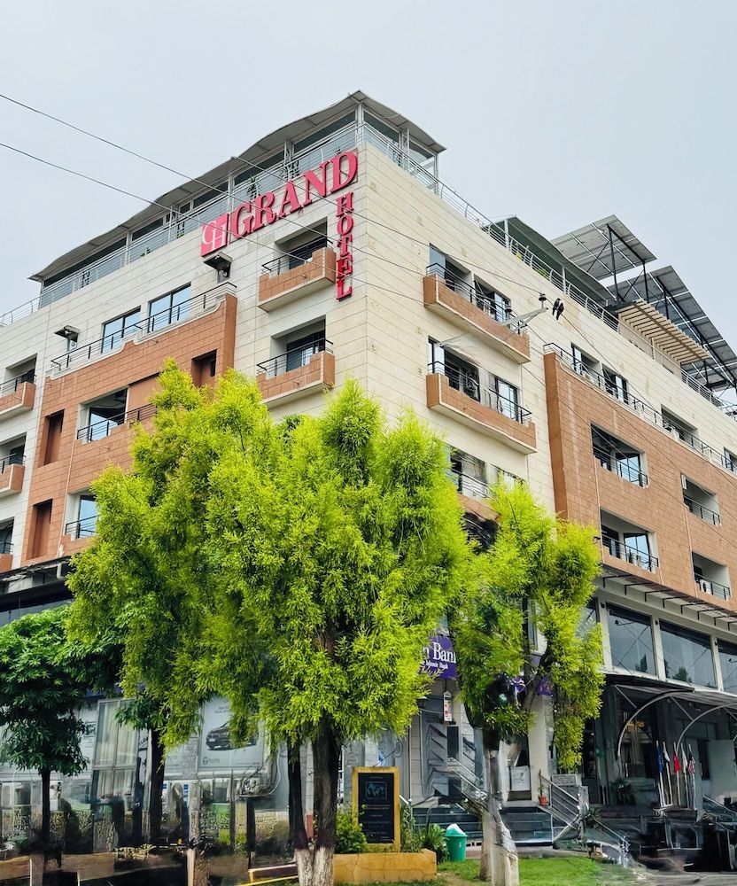 Grand Islamabad Hotel 1