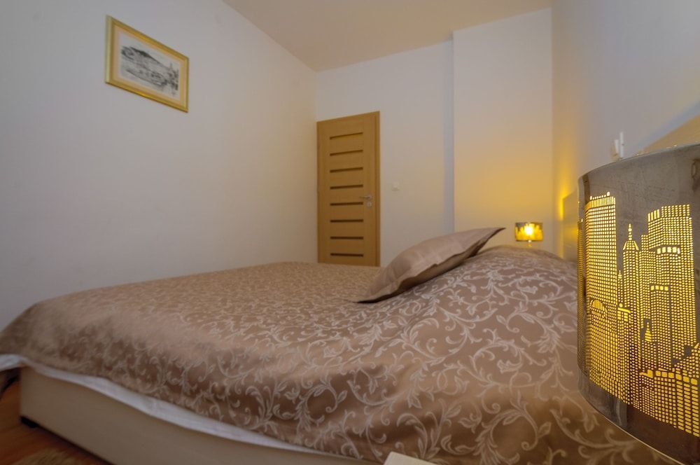 Apartments Žuvela 2
