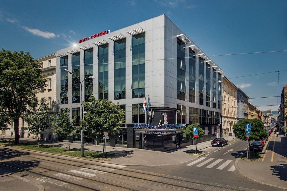 Hotel Central 1