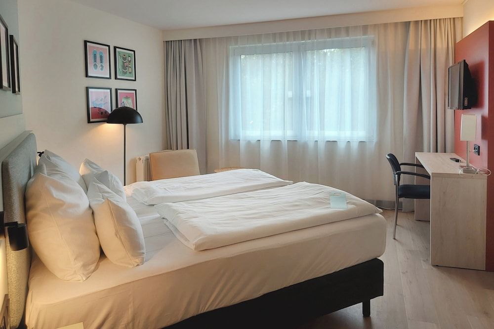 Garner Hotel Oberhausen by IHG 2