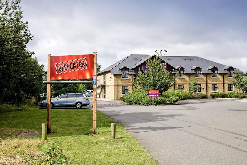 Premier Inn Bedford - Priory Marina 1