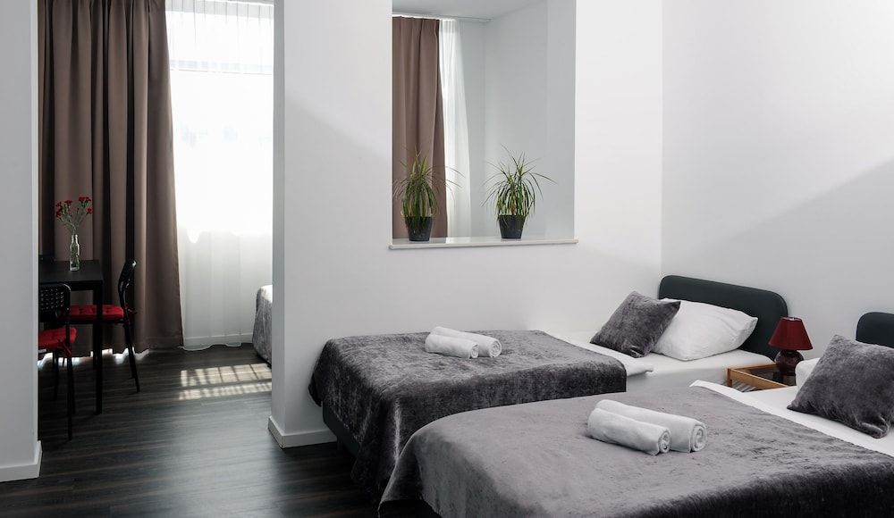 Aparthotel Lenau 1