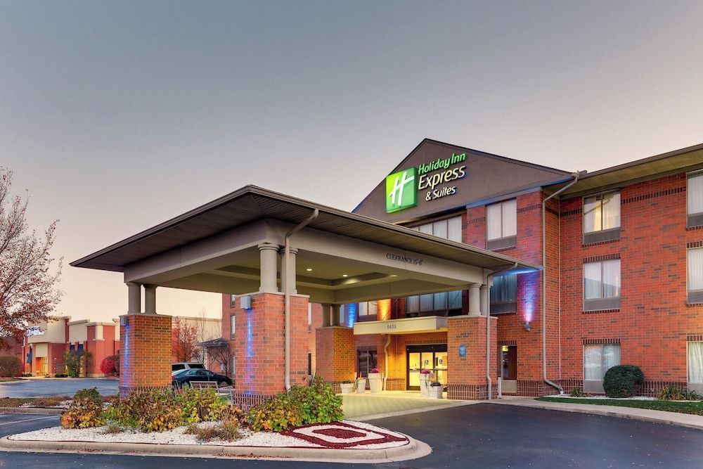 Holiday Inn Express & Suites DAYTON-CENTERVILLE by IHG 1